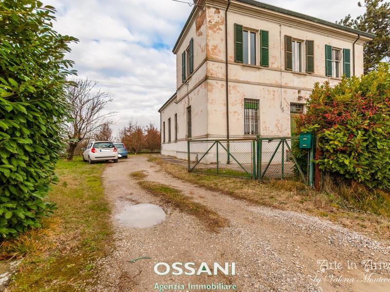 fotografie - Casa Indipendente Faenza (RA)  