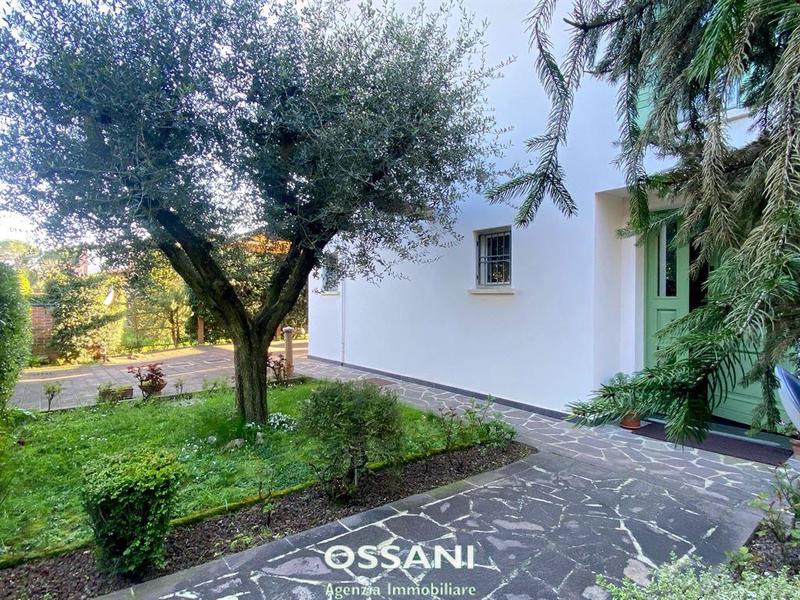 fotografie - Villa a schiera Faenza (RA) Periferia Monte 