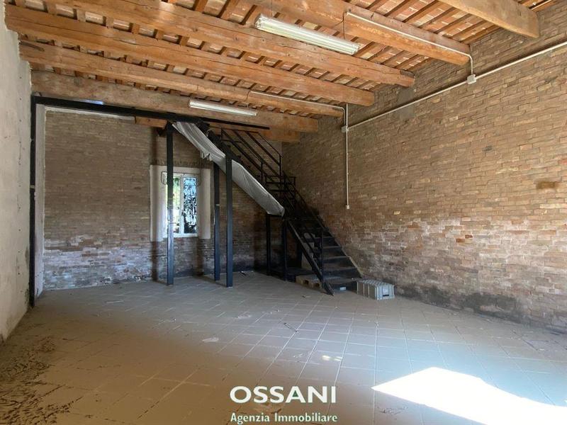 fotografie - capannone Faenza (RA)  