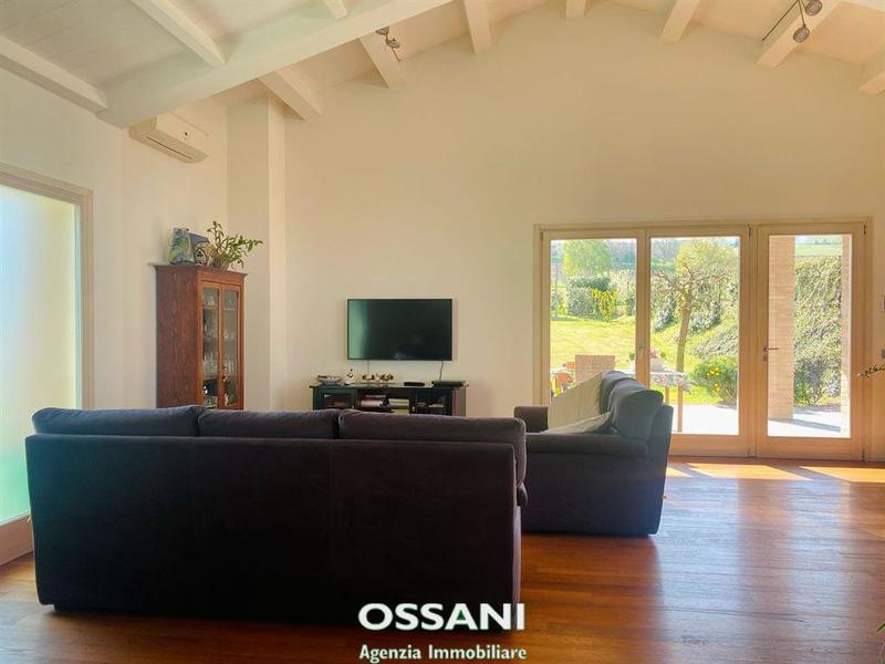 fotografie - Casa Indipendente Faenza (RA) Campagna Monte 