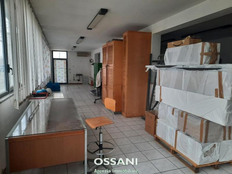 fotografie - capannone Faenza (RA)  
