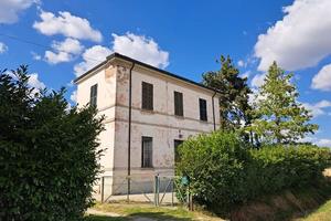 vendita casa indipendente