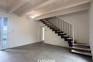 vendita casa semindipendente